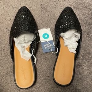 Women’s whisper woven mules